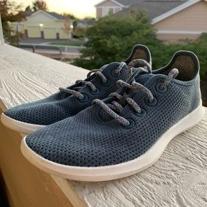 Limited Edition Kauri Navy Allbirds Tree Runners